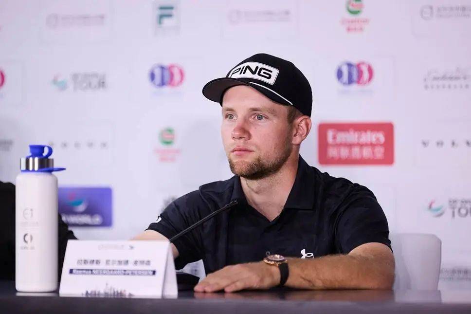 欧冠比赛中一场寒冷天气考验选手的简单介绍 欧冠比赛中一场寒冷天气考验选手的简单介绍