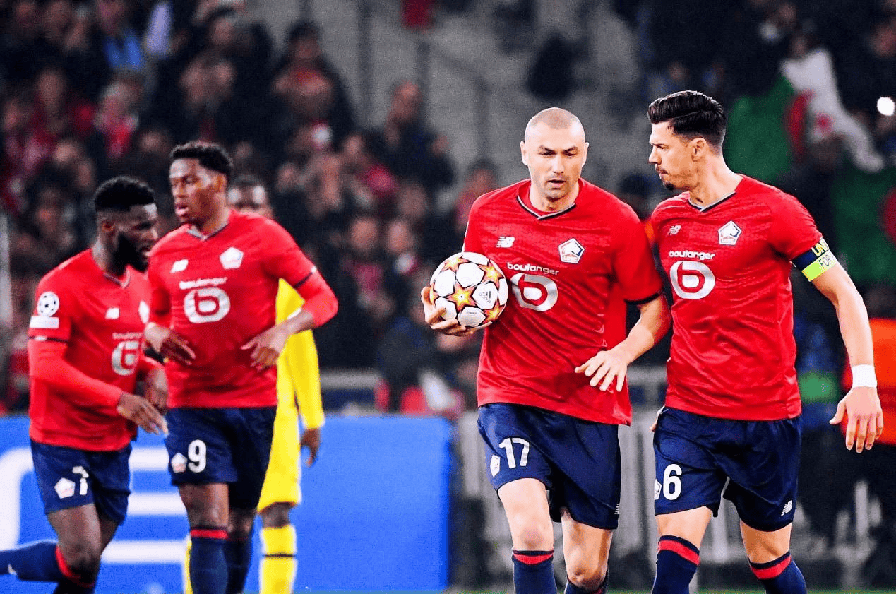 关于里昂客场平南特，保持法甲不败纪录的信息