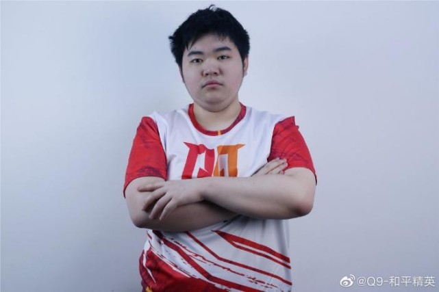 杏彩体育直播-瑞士国家队连续发光发热，成功晋级下一轮的简单介绍