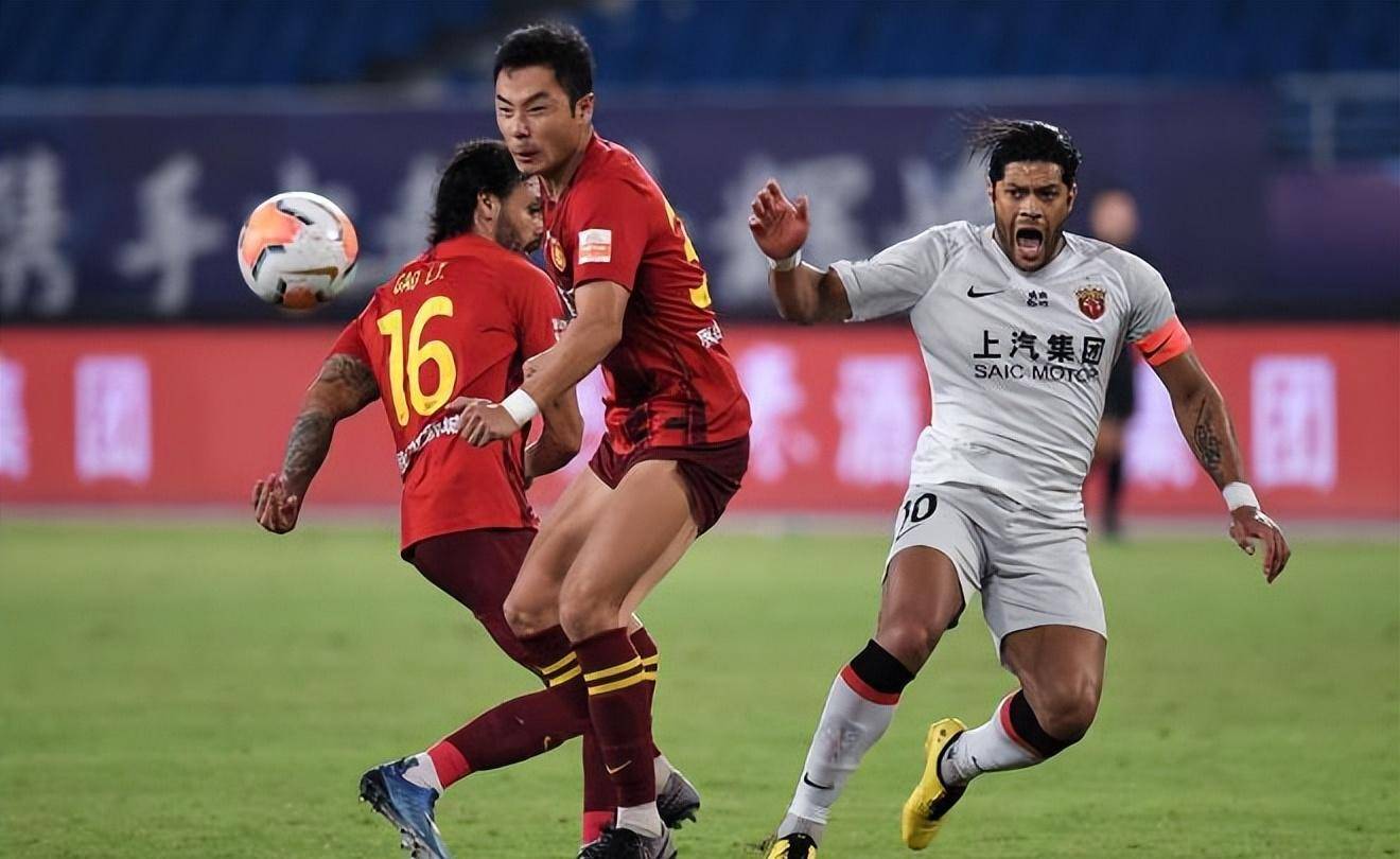 上海上港备战挑战青岛黄海,全力争胜的简单介绍 上海上港备战挑战青岛黄海,全力争胜的简单介绍