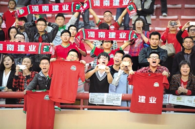 杏彩体育地址-关于国际友谊赛将在巴黎举行，球迷翘首期待的信息