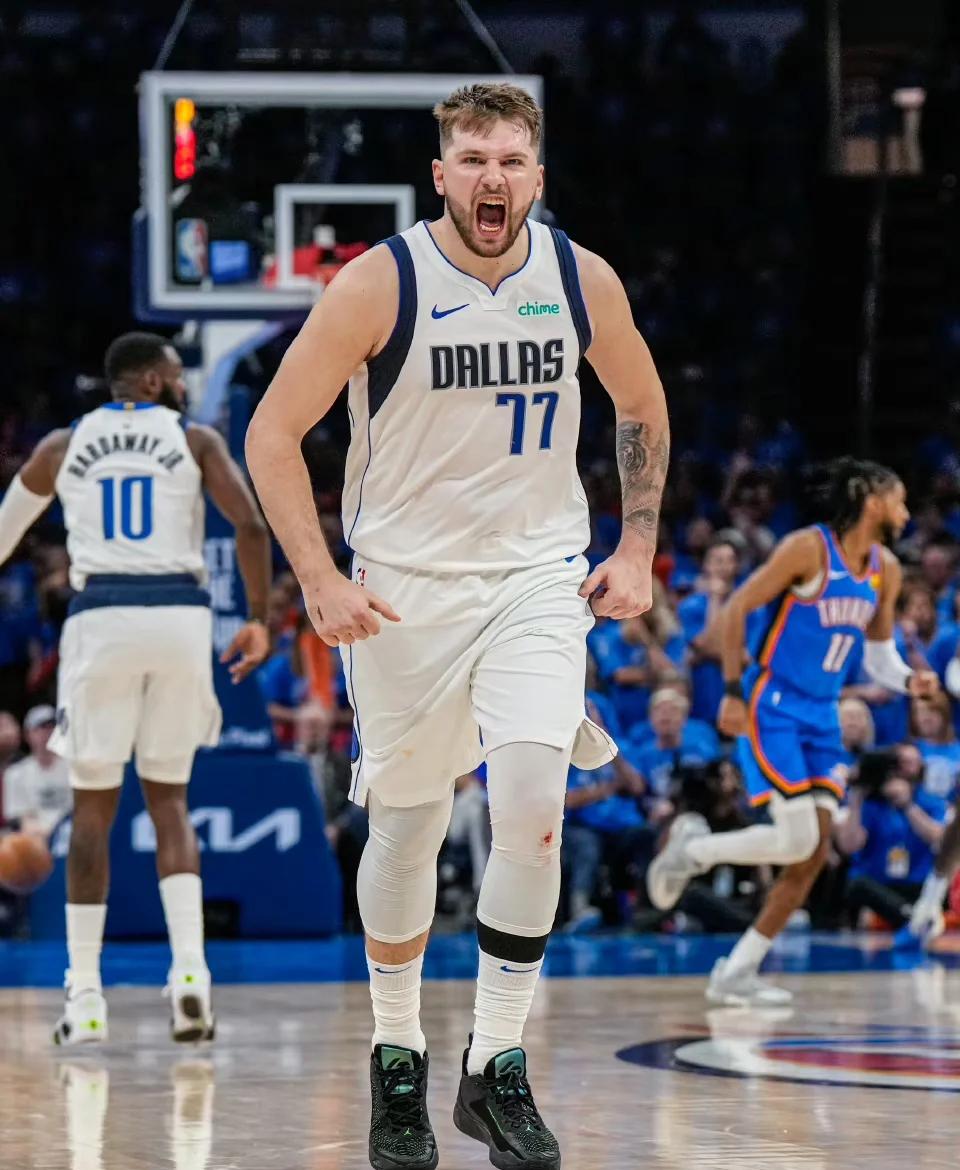 白帽军在关键比赛中取得关键胜利 白帽军在关键比赛中取得关键胜利