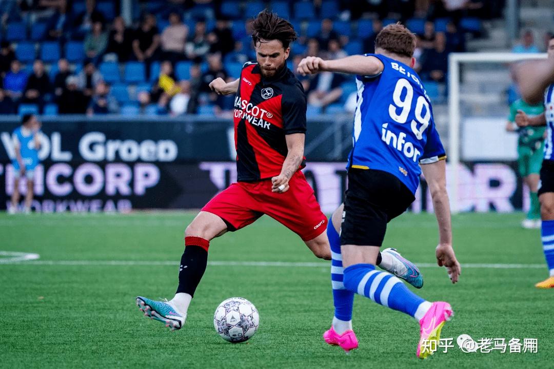 包含埃因霍温背水一战，雄心壮志向前进发的词条