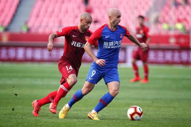 包含河北华夏幸福大胜重庆斯威，取得开门红的词条