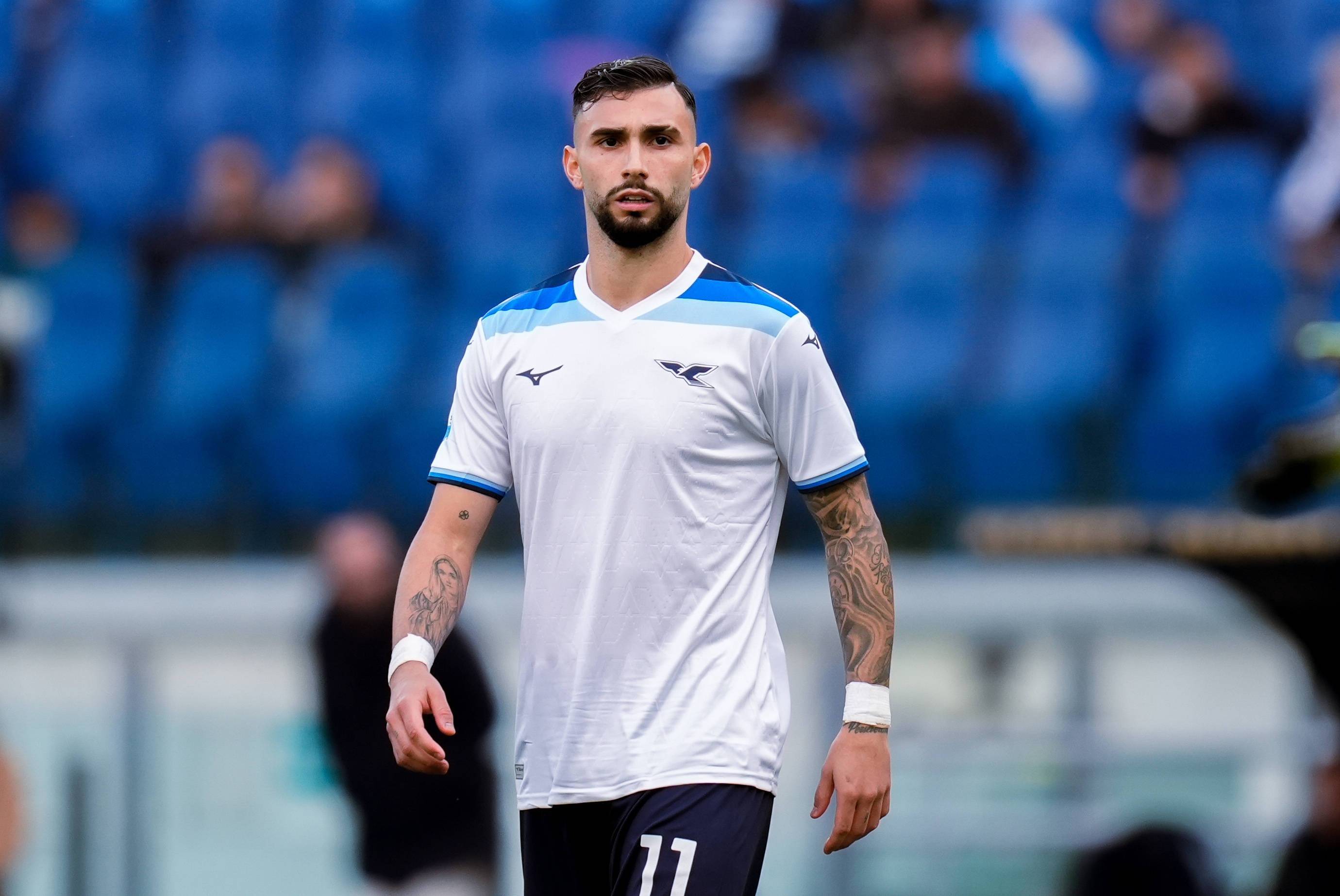 杏彩体育链接-拉齐奥主场惨遭逆转，排名下滑