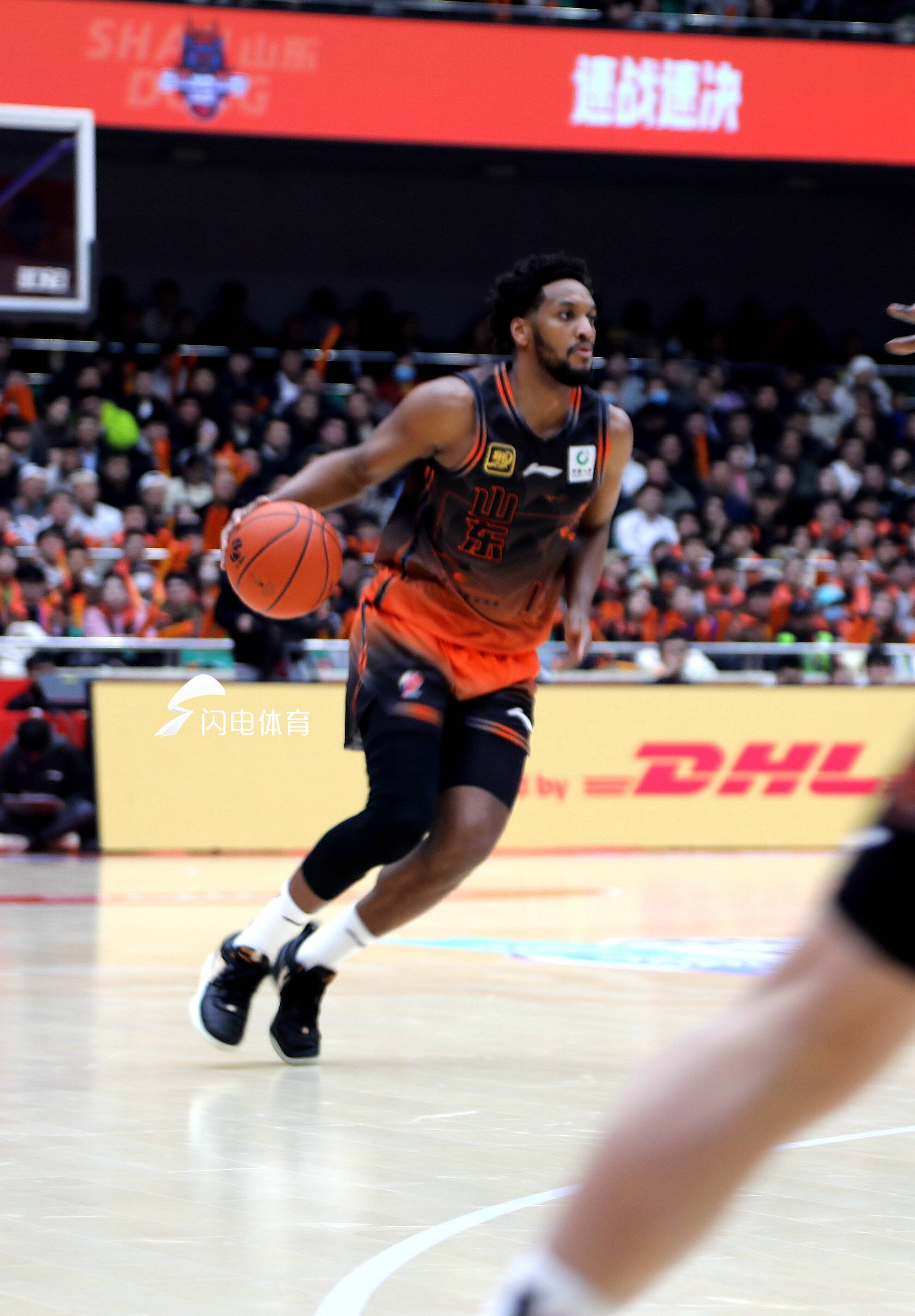 包含山东男篮轻松取胜,继续保持不败战绩的词条 包含山东男篮轻松取胜,继续保持不败战绩的词条