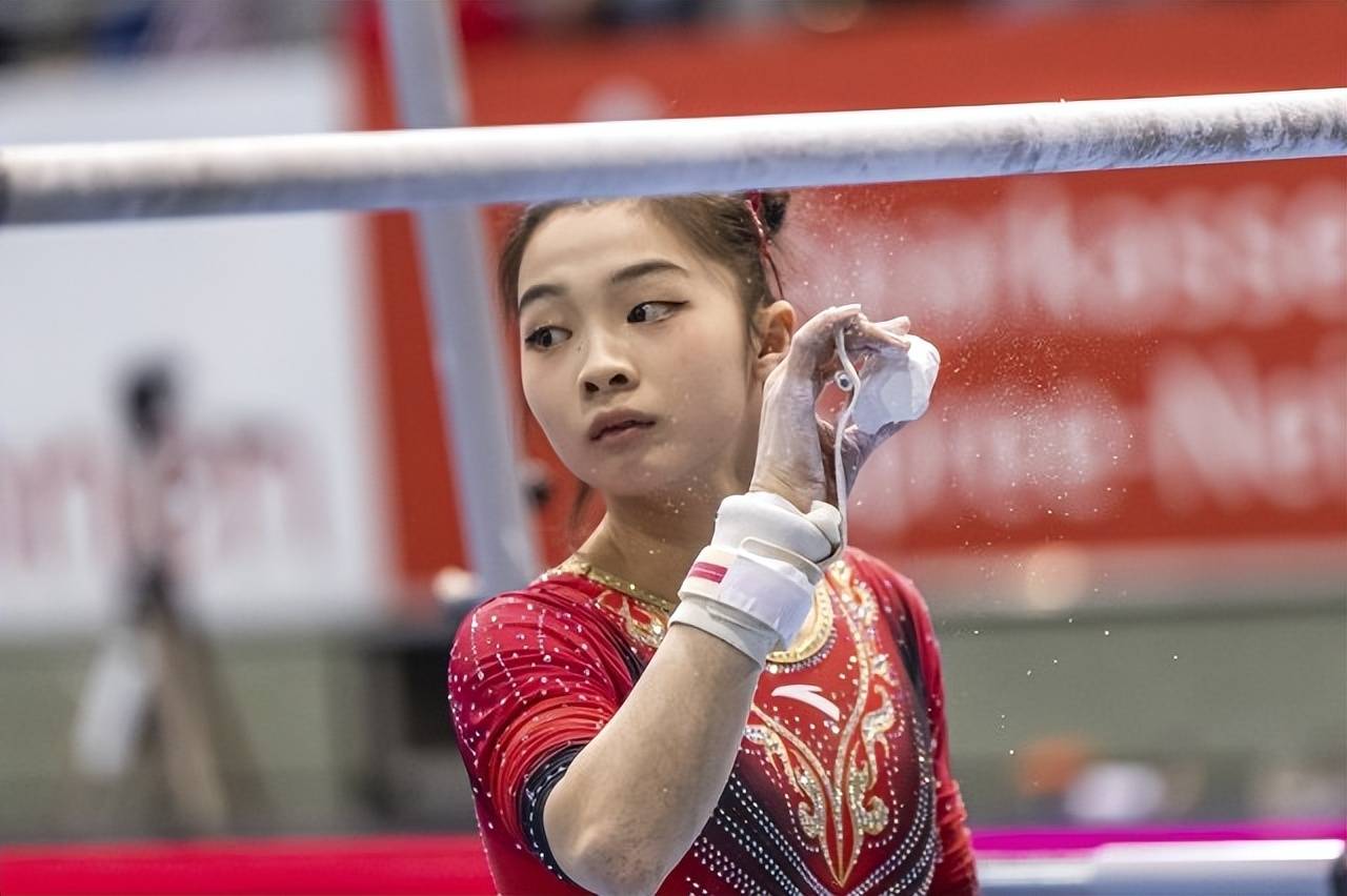 杏彩体育在线登录-意大利体操选手高难度动作获得金牌