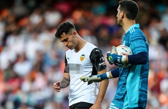 杏彩体育app下载-瓦伦西亚重振旗鼓，期待新赛季更进一步