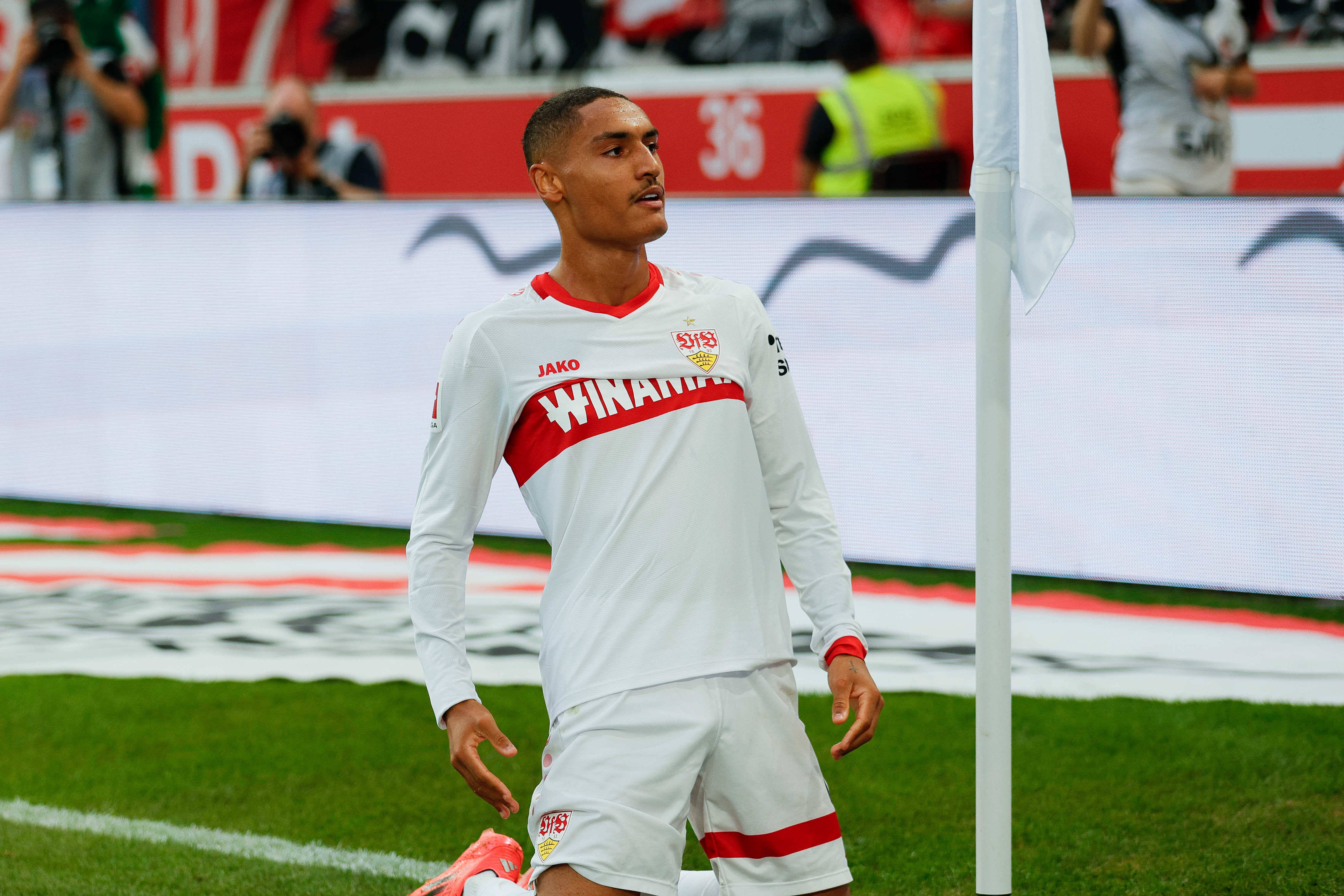 杏彩体育官方入口-斯图加特客场遭暴击，需尽快调整