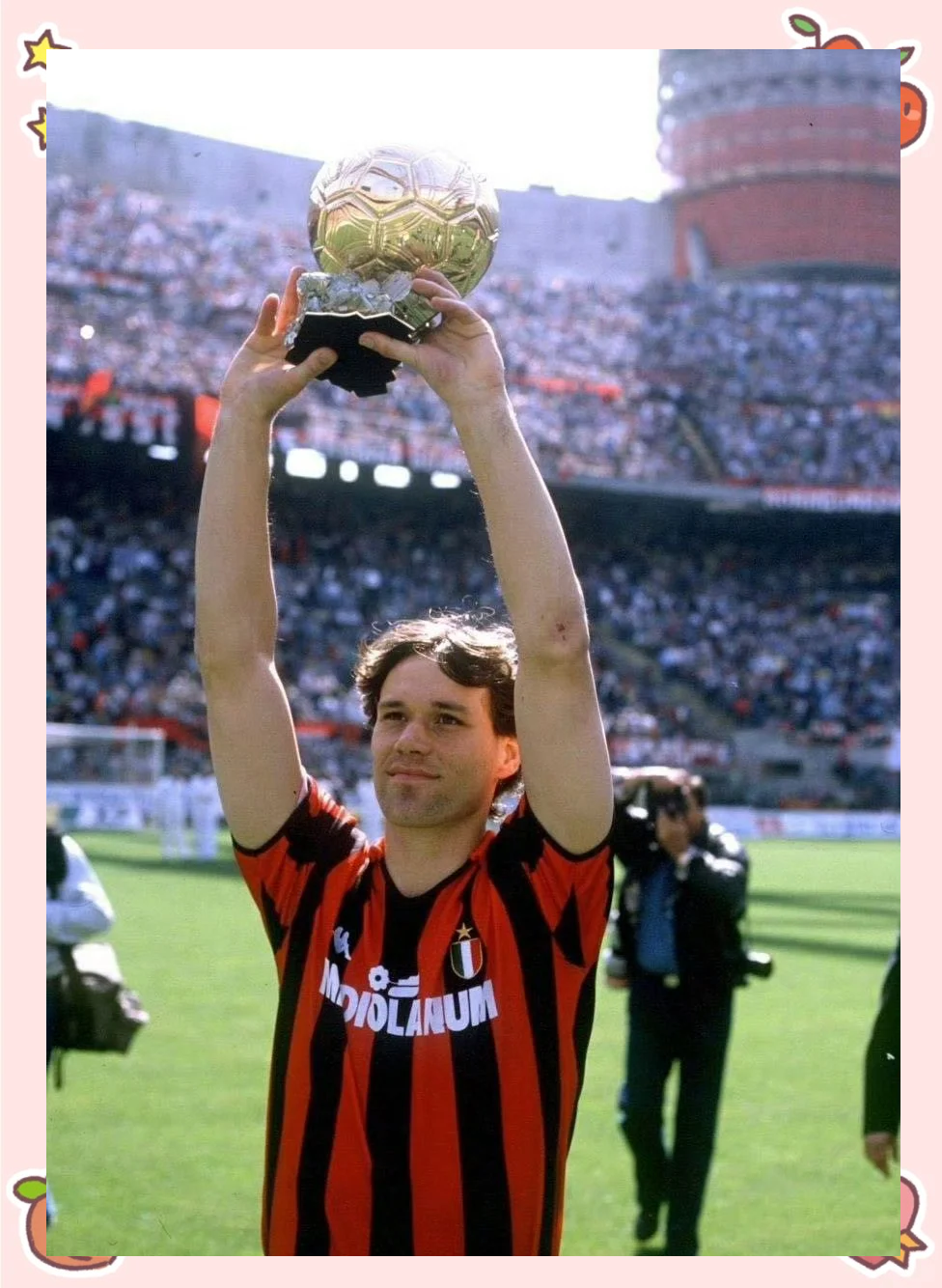 杏彩体育官网-足球传奇教练退休，一时风云陡变的简单介绍