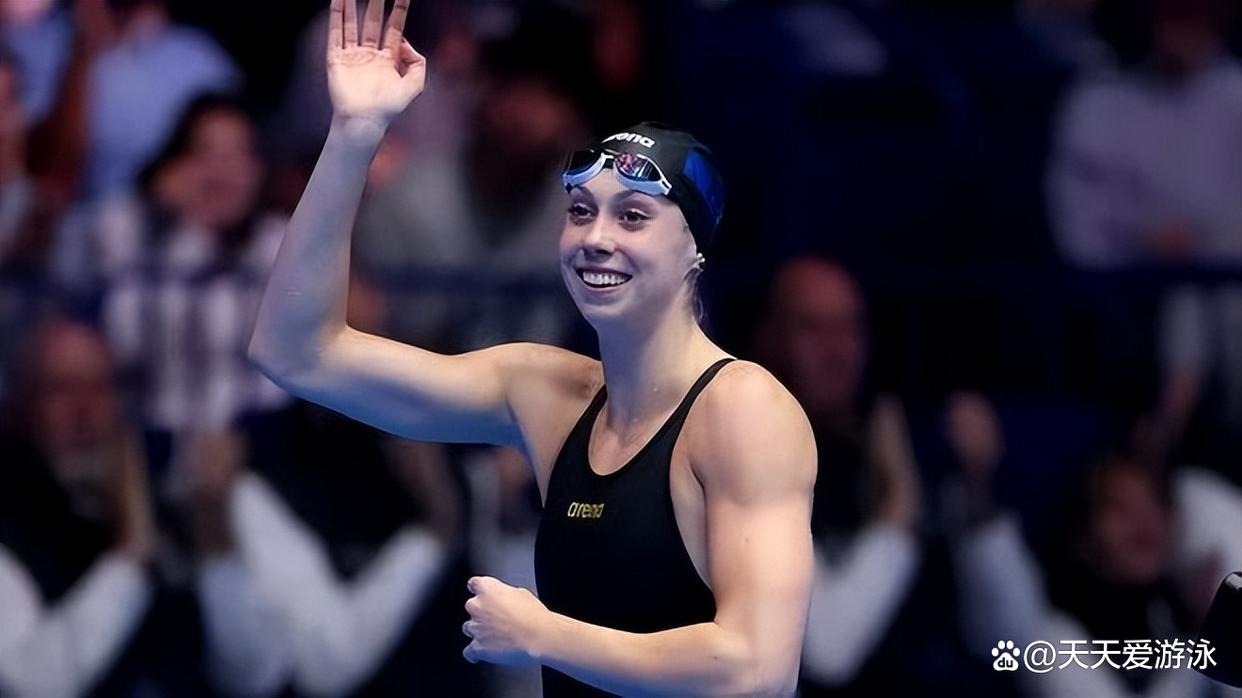 美国游泳冠军正在刷新世界纪录