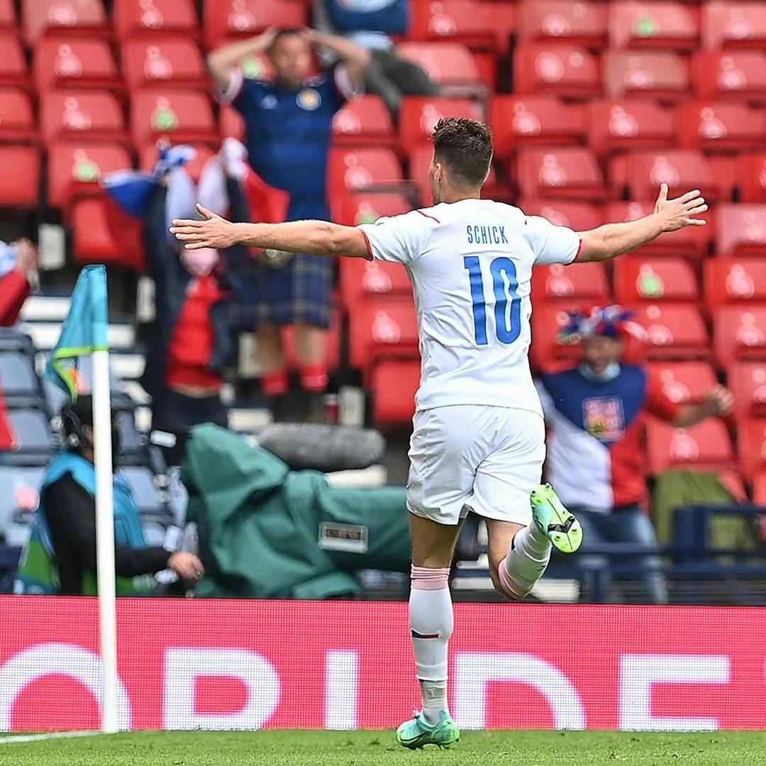 关于捷克斩获关键进球，险胜乌克兰，晋级下一轮的信息