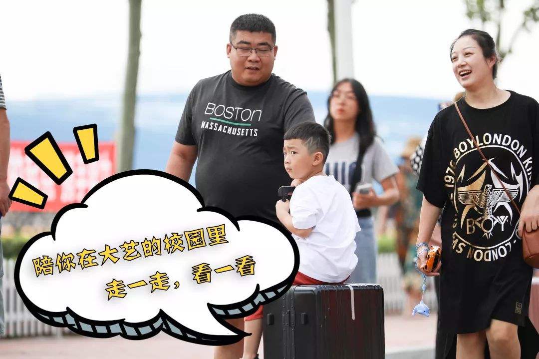 杏彩体育直播-内外线球员对抗擦出梦幻火花